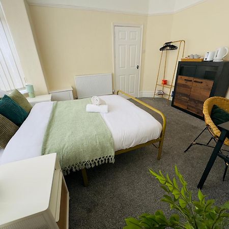 Double Bedroom Near City Center Manchester Eksteriør billede